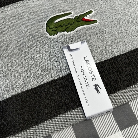 Lacoste Bath Towel 100% Cotton 30" x 52" Gray Big Crocodile Logo - Picture 3 of 8
